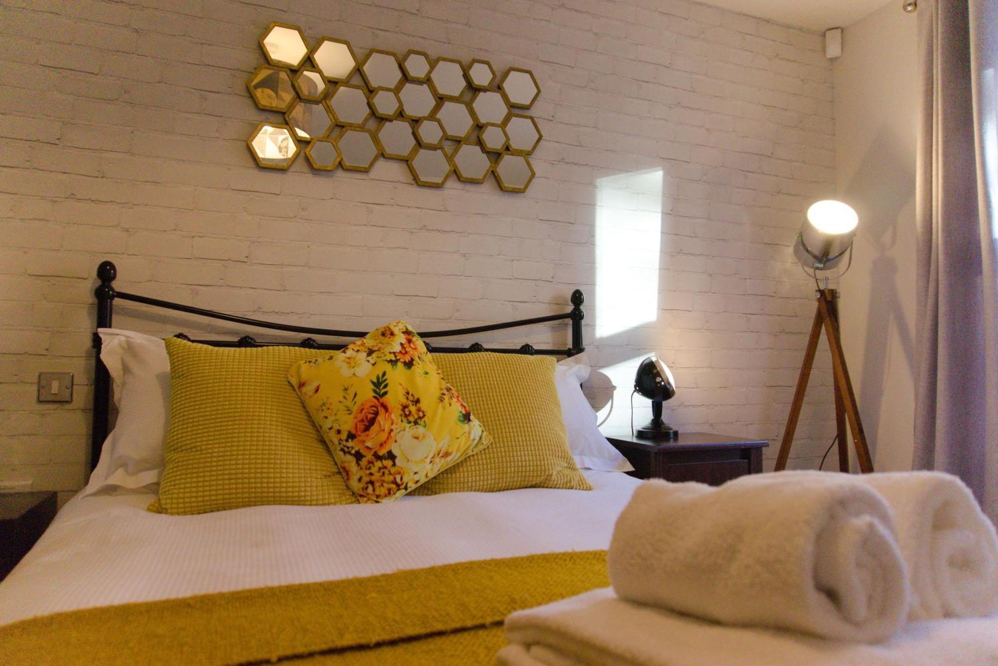 Russet Quarter, Parking Subject To Availability Apartment York Ngoại thất bức ảnh