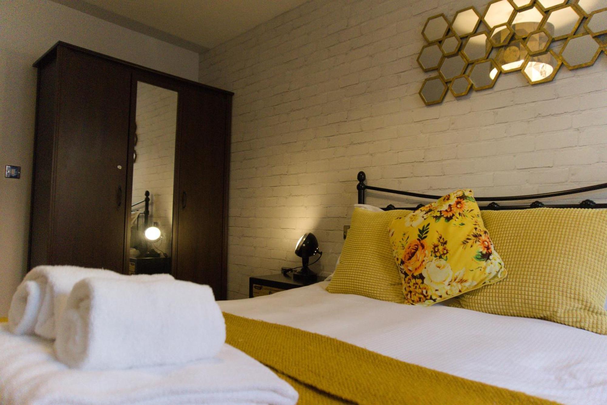 Russet Quarter, Parking Subject To Availability Apartment York Ngoại thất bức ảnh